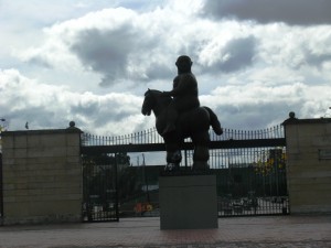 statue in perreira